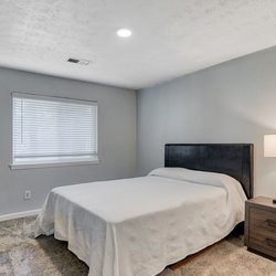 bedroom at Silver Oaks Apartments located in Clarkston, GA